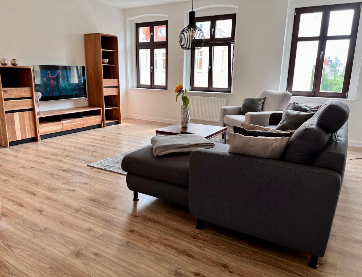 Apartment Kander 140 M2 กอร์ลิตซ์ ภายนอก รูปภาพ