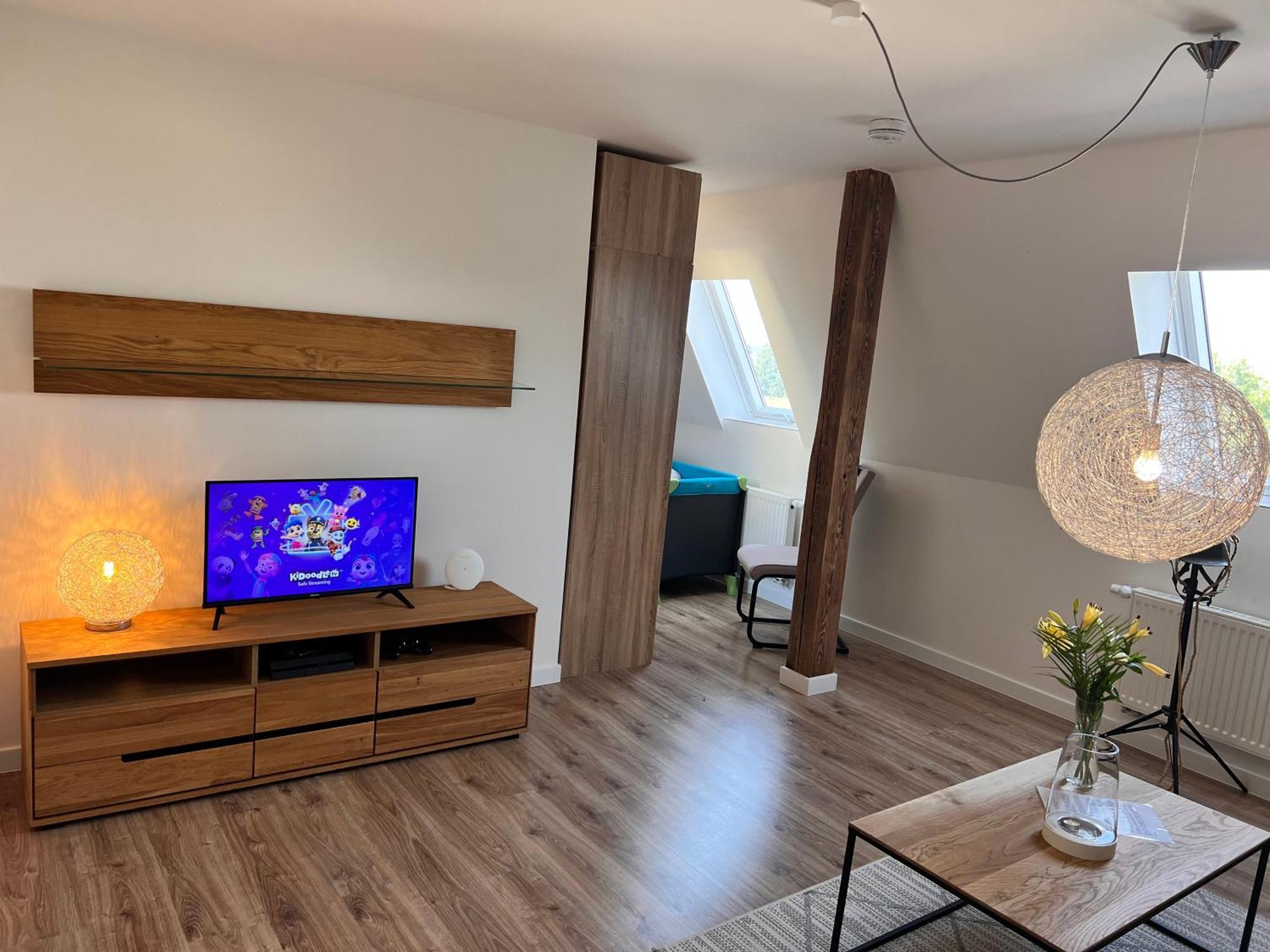 Apartment Kander 140 M2 กอร์ลิตซ์ ภายนอก รูปภาพ